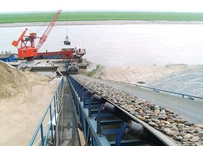 Täitematerjali lintkonveier